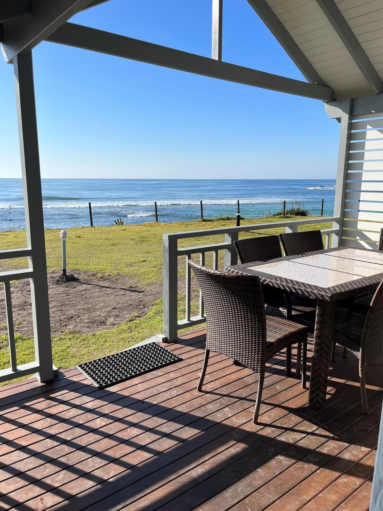 Blue Lagoon Beach Resort Bateau Bay Luaran gambar