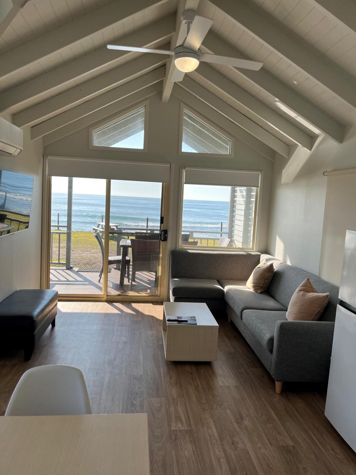 Blue Lagoon Beach Resort Bateau Bay Luaran gambar