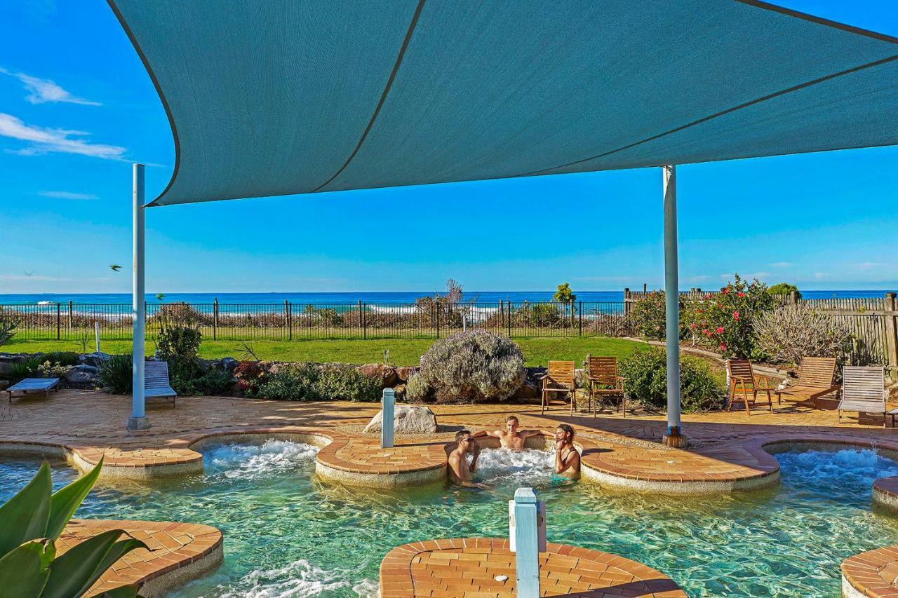 Blue Lagoon Beach Resort Bateau Bay Luaran gambar